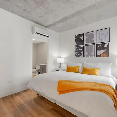 Modern 4br Retreat With Stunning Views