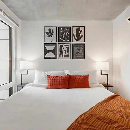 Modern 4br Retreat With Stunning Views Hotel Chicago