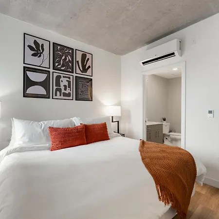 Hotel Modern 4br Retreat With Stunning Views Chicago