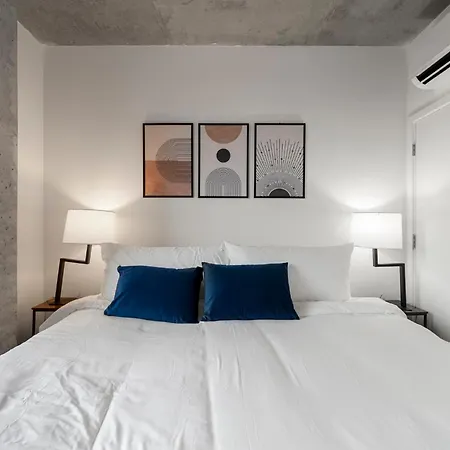 Modern 4br Retreat With Stunning Views Hotel