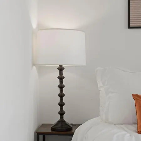 3br Escape Bright Sleek Spacious Hotel