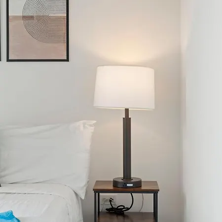 3br Escape Bright Sleek Spacious