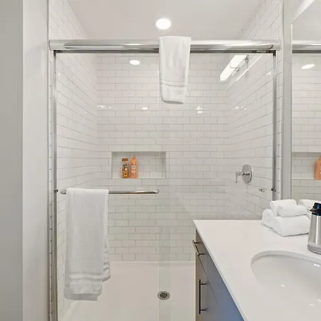 Hotel 3br Escape Bright Sleek Spacious *