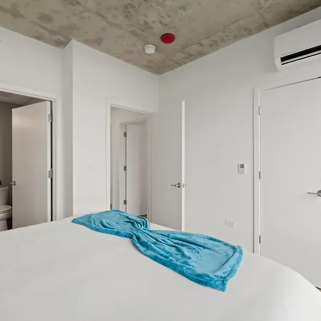 3br Escape Bright Sleek Spacious Hotel