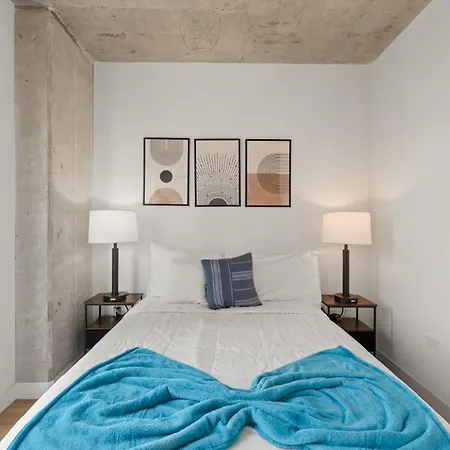3br Escape Bright Sleek Spacious Hotel *