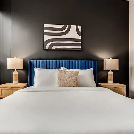 Boulevard Walk Everywhere 5 Mins To Magnificent Mile River North 05 * Chicago
