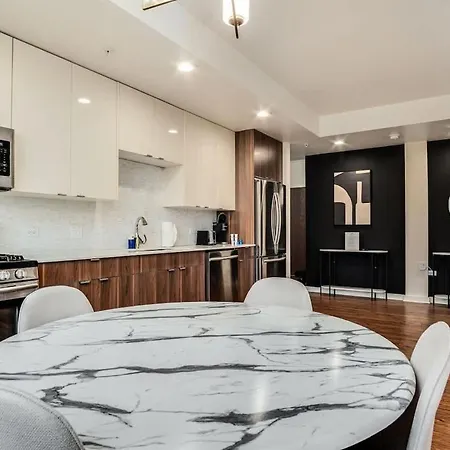 Apartment Boulevard Walk Everywhere 5 Mins To Magnificent Mile River North 05 *