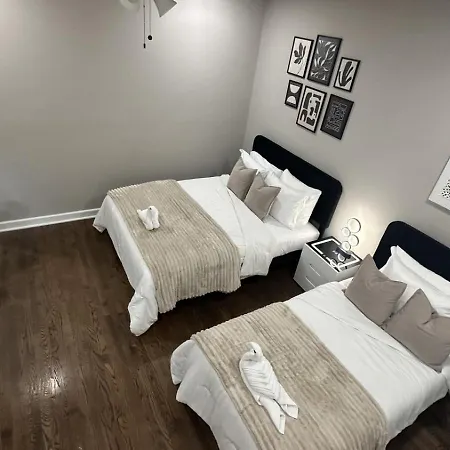 Sleeps 18 7br Gym Game Theater Holiday home *