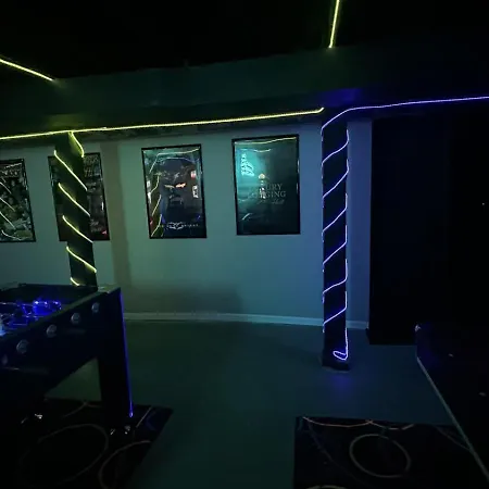 Sleeps 18 7br Gym Game Theater *