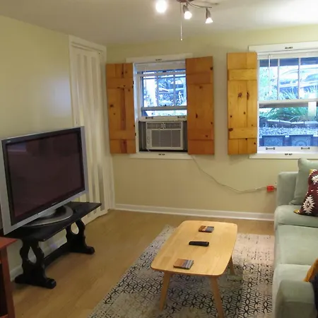 Apartment Cozy Vintage Near Downtown *
