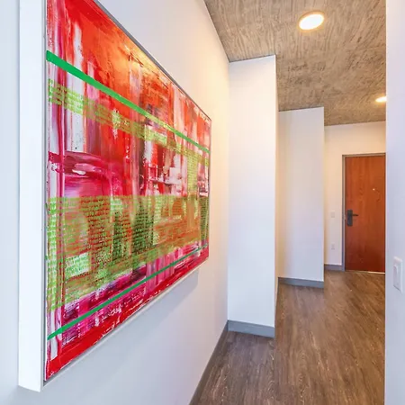 Bright & Modern 2br Perfect Escape Chicago