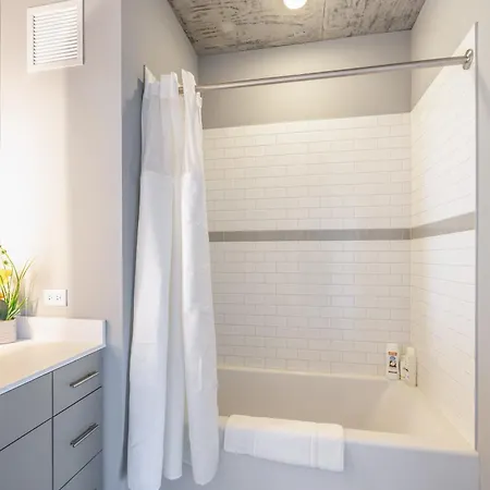 Apartment Bright & Modern 2br Perfect Escape *