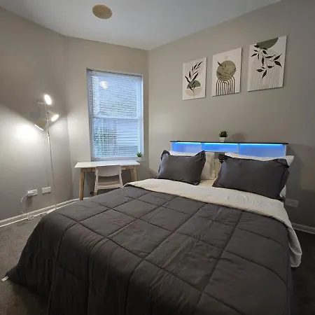 Luxe Loft Vibe With King - 4br 3ba *