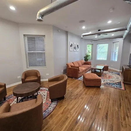 Luxe Loft Vibe With King - 4br 3ba * Chicago