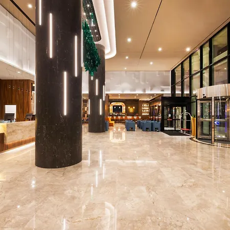 Riu Plaza Hotel 4*