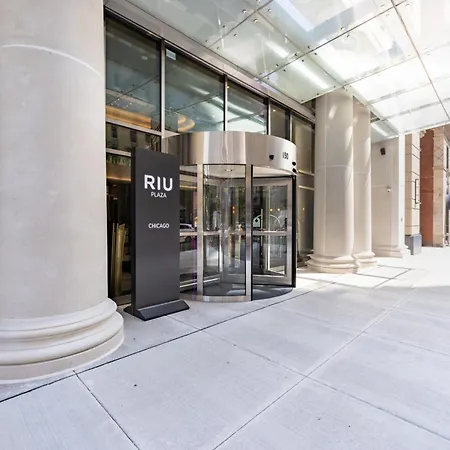 Hotel Riu Plaza 4*