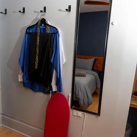 Parthenon Hostel *