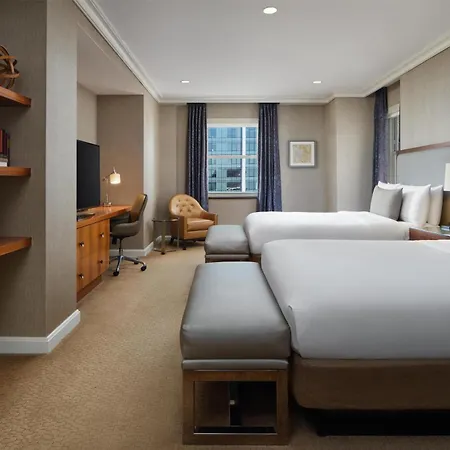 Hilton Hotel 3*