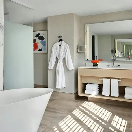Hotel The Ritz-carlton, 5*