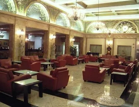 Hotel Congress Plaza 4*