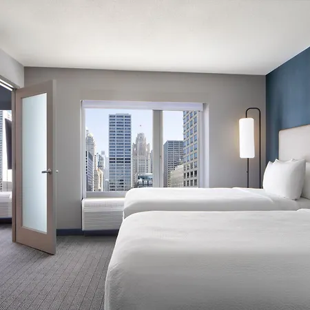 Hotel Courtyard By Marriott Downtown/river North