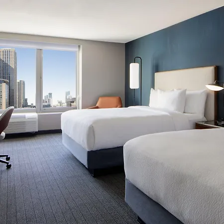 Courtyard By Marriott Downtown/river North Chicago