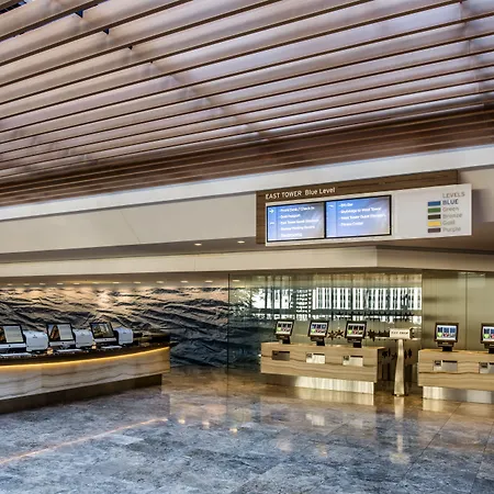Hyatt Regency 4*