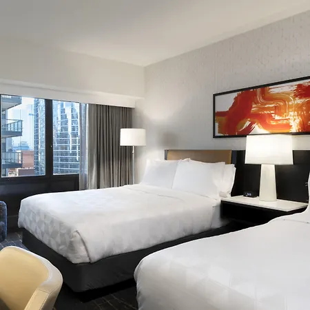 Hotel Mart Plaza River North, An Ihg 4*