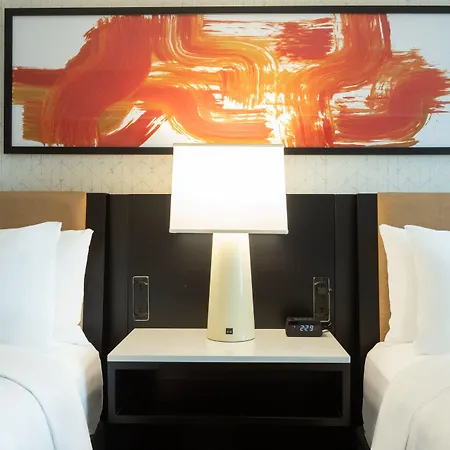 Mart Plaza River North, An Ihg Hotel 4*
