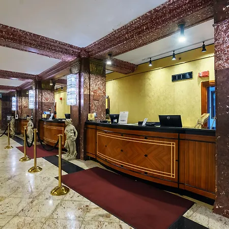 Hotel Congress Plaza Chicago