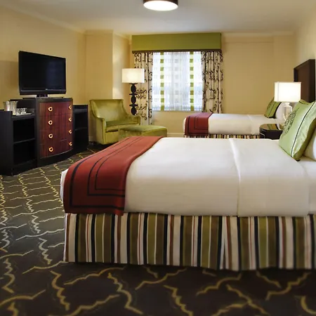 The Palmer House Hilton 4*
