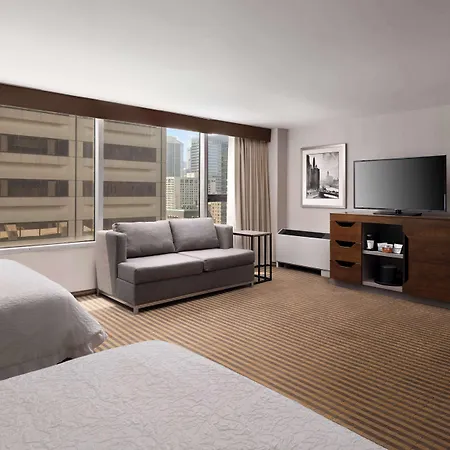 Hampton Downtown/magnificent Mile