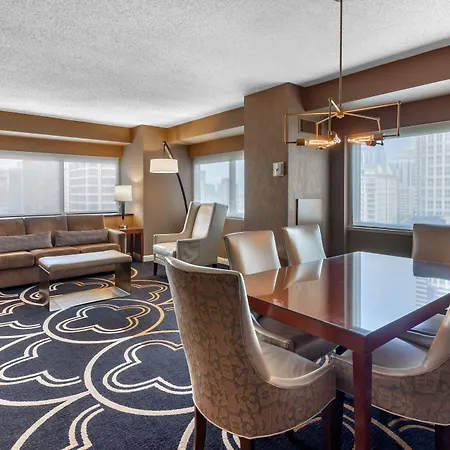 Omni 4* Chicago