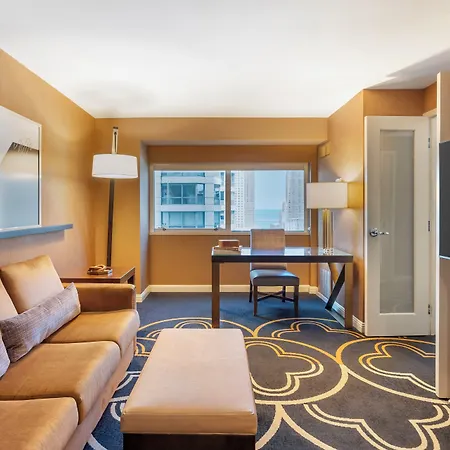 Omni Chicago