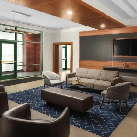 Courtyard By Marriott At Medical District-uic Chicago