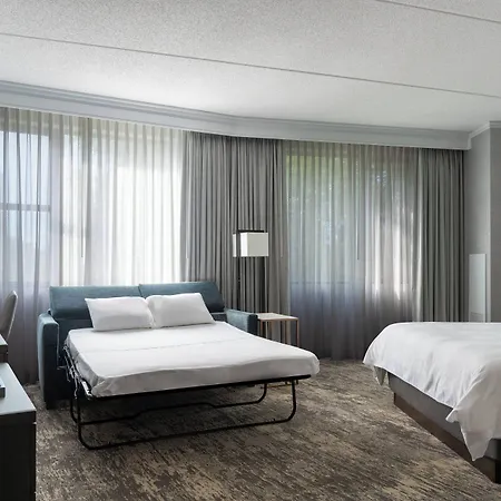 Courtyard By Marriott At Medical District-uic Hotel