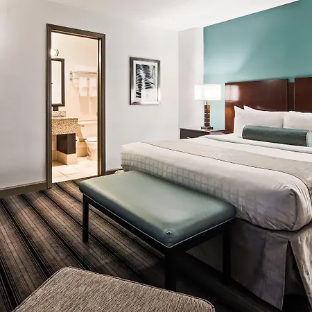 Western Downtown-river North Hotel 3*