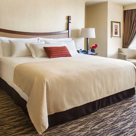 Hotel The Royal Sonesta Downtown