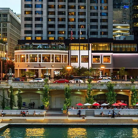 Hotel Renaissance Downtown Chicago