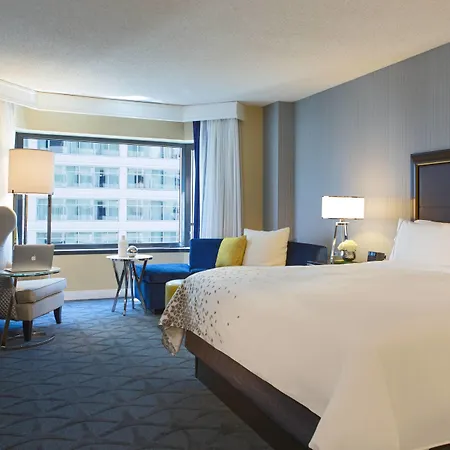 Renaissance Downtown 4* Chicago