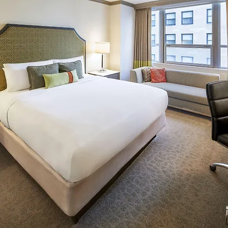 Intercontinental Magnificent Mile By Ihg Hotel