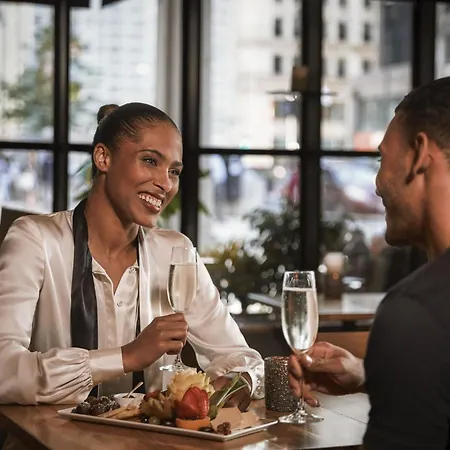 Intercontinental Magnificent Mile By Ihg Hotel Chicago