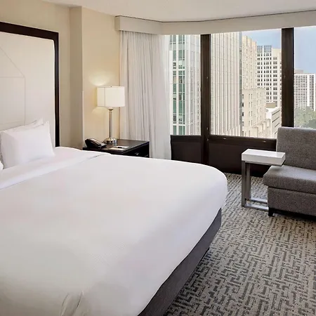 Doubletree By Hilton Magnificent Mile