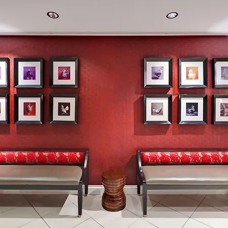 Express - Magnificent Mile By Ihg Hotel 3*