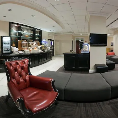 Express - Magnificent Mile By Ihg Hotel 3*