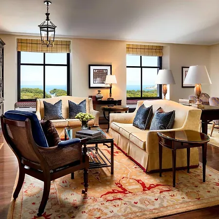 The Blackstone, Autograph Collection 4*