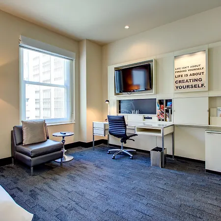 The Midland Hotel, Chicago, A Tribute Portfolio 4*