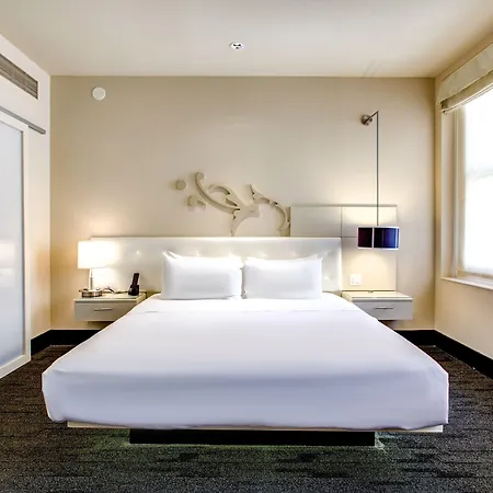 The Midland Hotel, Chicago, A Tribute Portfolio Hotel Chicago