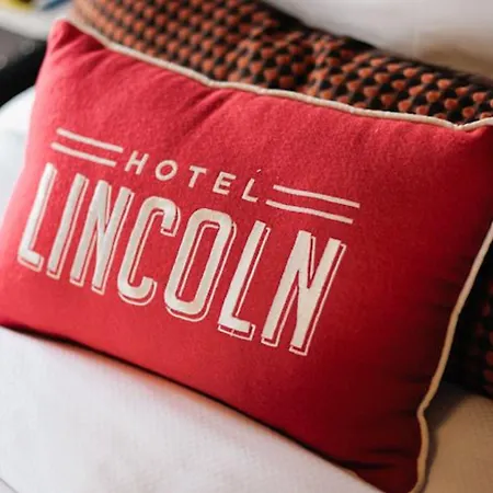Lincoln Hotel 4*