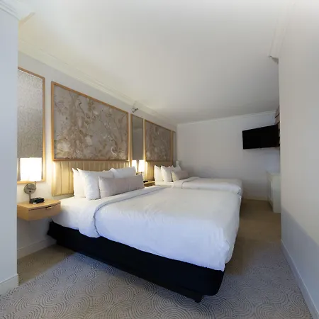 Warwick Allerton 4*